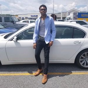 Meet your Posher, Cj